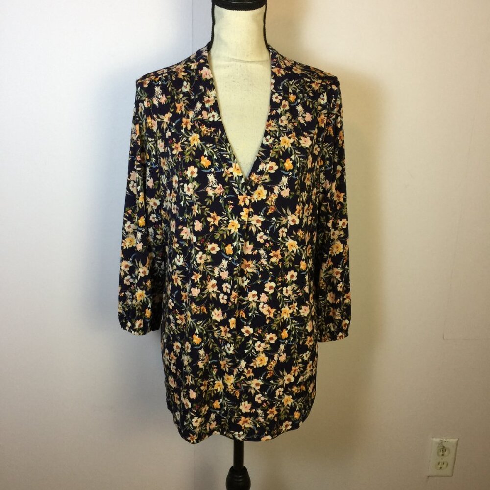 Two By Vince Camuto Blouse Tunic Top Sz XL Womans Blue Floral V-Neck 3/4 Sleeve